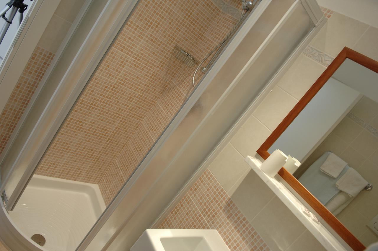 Hotel D'Annunzio Каттоліка Екстер'єр фото