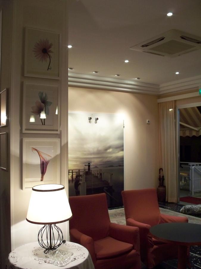 Hotel D'Annunzio Каттоліка Екстер'єр фото